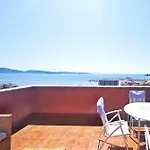 Lägenhet Desconectaengalicia Atico Miraflores 2 Con Piscina En *